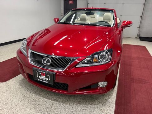 Used 2013 Lexus IS 250C RWD image 6