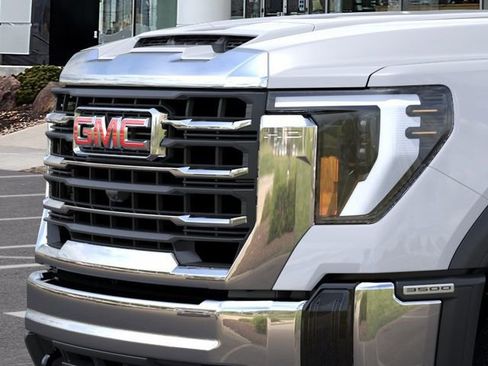 New 2026 GMC Sierra 3500 SLT AWD/4WD image 14