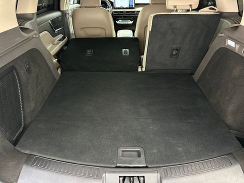 Used 2023 Lincoln Corsair Reserve w/ Equipment Group 201A image 17