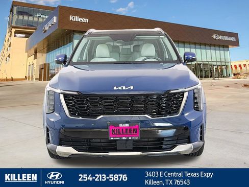 Used 2025 Kia Sorento S w/ Panoramic Sunroof Package FWD image 2