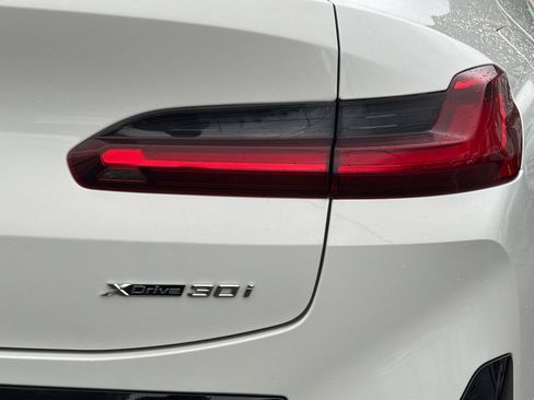 Used 2022 BMW X4 xDrive30i w/ M Sport Package 2 image 24