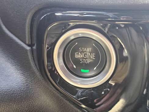 Certified 2024 GMC Sierra 1500 Elevation AWD/4WD image 38