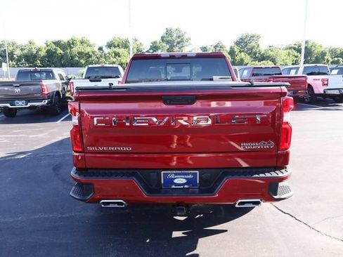 Used 2023 Chevrolet Silverado 1500 High Country w/ High Country Premium Package AWD/4WD image 6