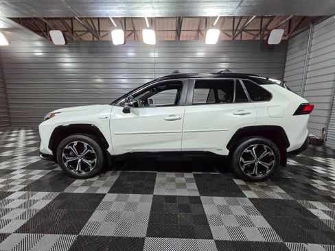 Used 2022 Toyota RAV4 XSE image 8