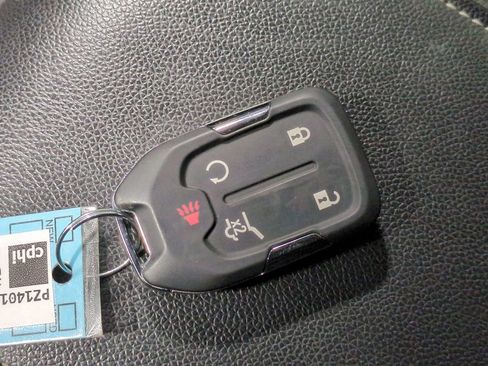 Used 2023 GMC Acadia SLE w/ Driver Convenience Package image 34