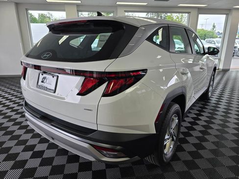 New 2026 Hyundai Tucson SE AWD/4WD image 3