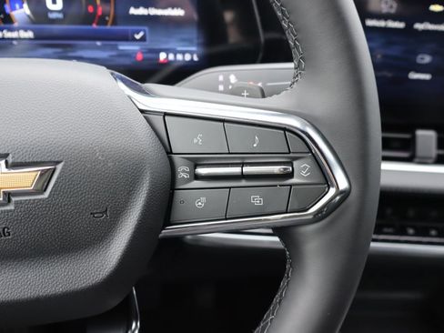 New 2026 Chevrolet Equinox LT w/ Safety and Technology Package AWD/4WD image 10