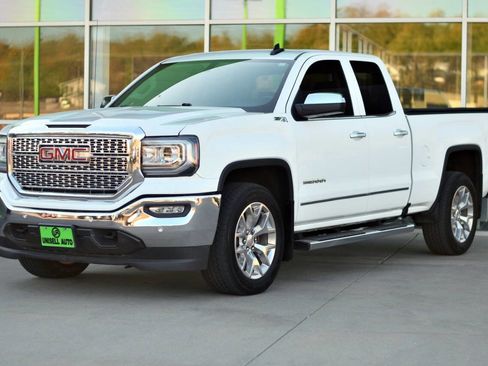 Used 2018 GMC Sierra 1500 SLT w/ SLT Premium Package image 3