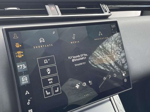 Used 2025 Land Rover Range Rover Velar S image 20