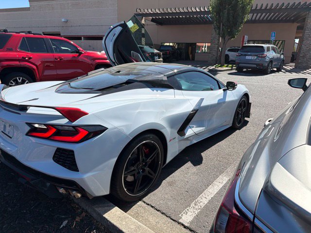 Used 2024 Chevrolet Corvette Stingray Preferred Cpe w/ Z51 Performance Package RWD image 7