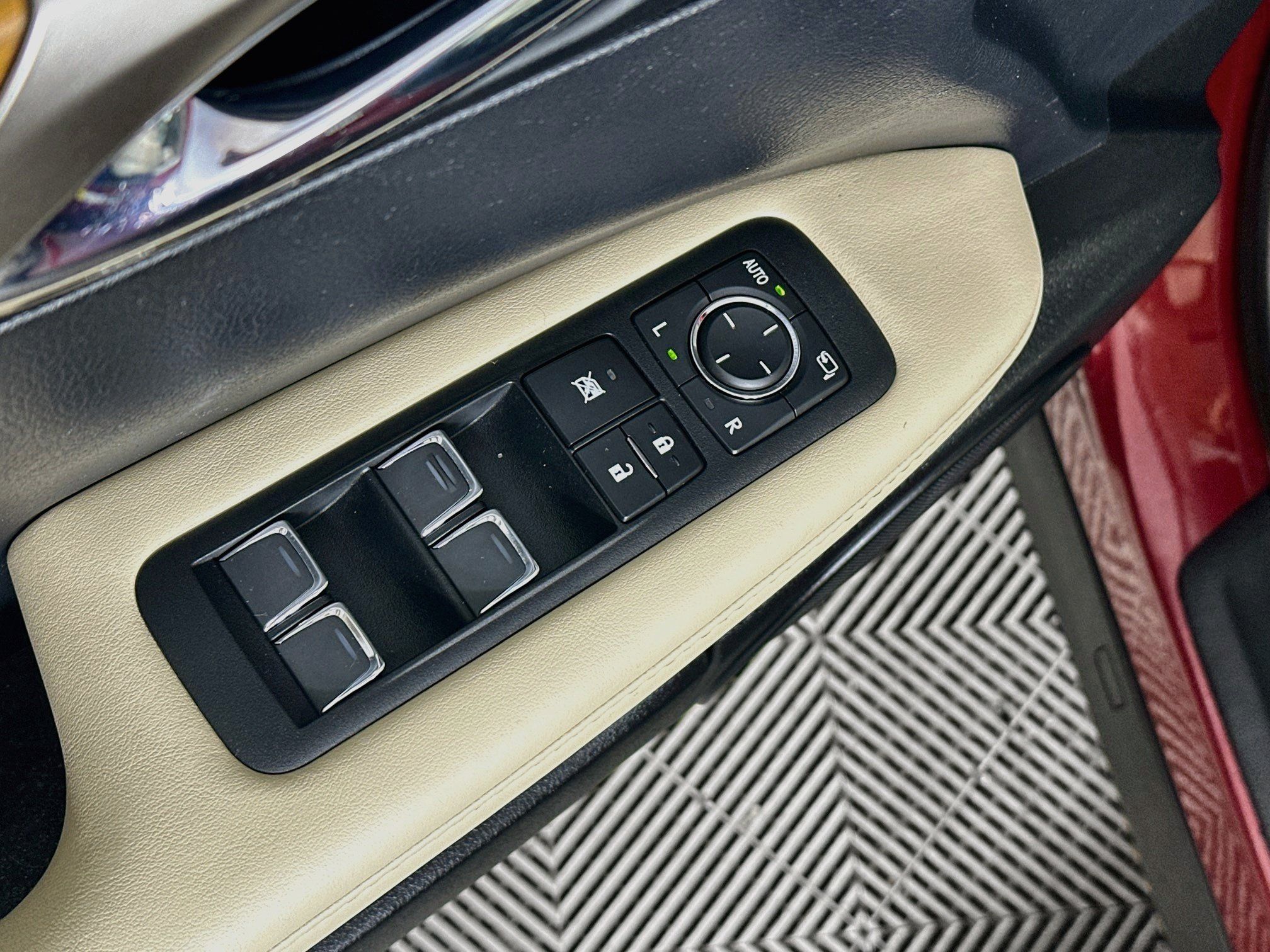 Certified 2022 Lexus RX 350 AWD w/ Premium Package image 17