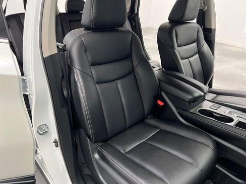 Used 2024 Nissan Murano SV AWD/4WD image 22