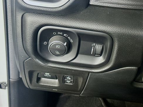 Used 2022 RAM 1500 Big Horn image 17