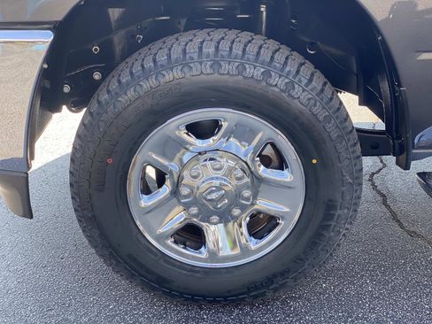 Used 2021 RAM 2500 Tradesman image 12