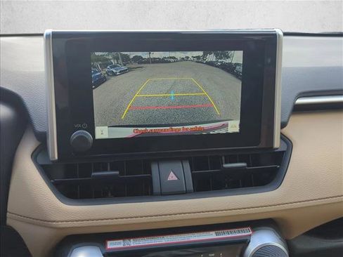 Certified 2025 Toyota RAV4 LE image 18