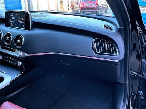 Used 2019 Kia Stinger GT image 17