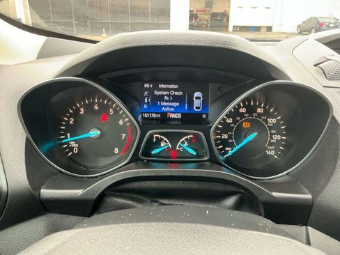 Used 2017 Ford Escape S image 19