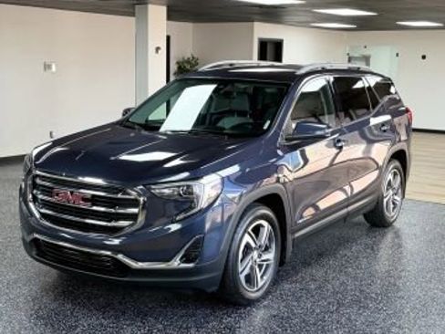 Used 2019 GMC Terrain SLT w/ Preferred Package image 3