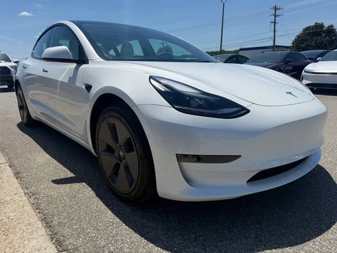 Used 2023 Tesla Model 3 Standard Range RWD image 23