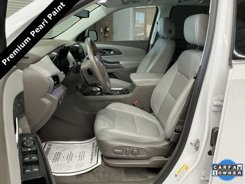 Used 2021 Chevrolet Traverse Premier image 10
