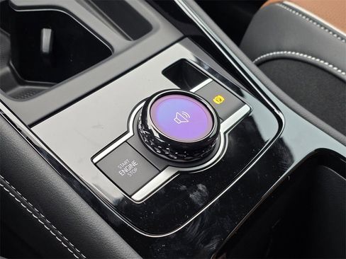 New 2026 Volkswagen Tiguan SEL R-Line image 18