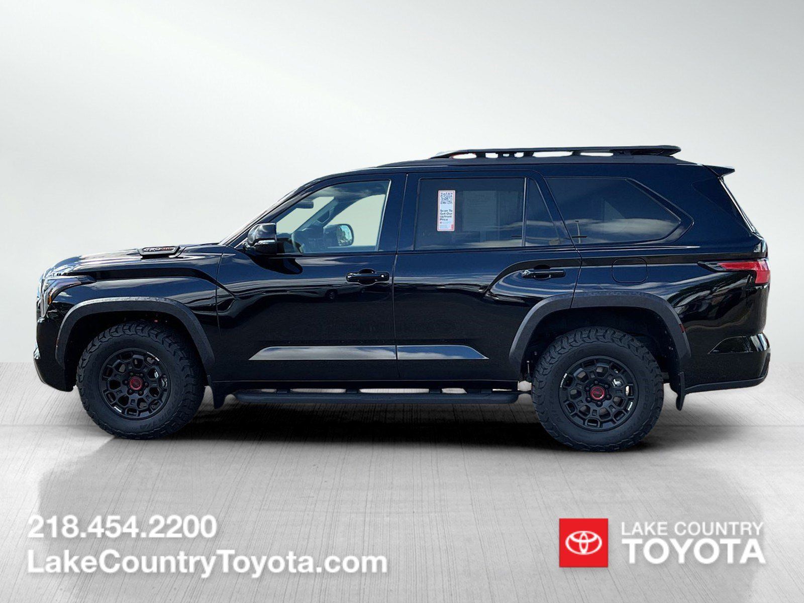 Used 2025 Toyota Sequoia TRD Pro w/ Tow Technology Package AWD/4WD image 2