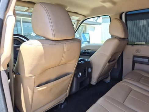 Used 2011 Ford F350 Lariat w/ Lariat Interior Pkg AWD/4WD image 11