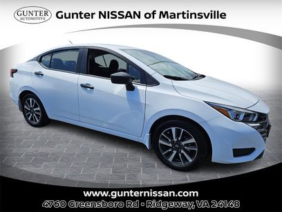 New 2025 Nissan Versa SV w/ Trunk Package