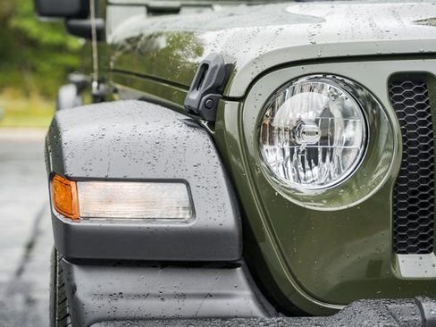 Used 2022 Jeep Wrangler Unlimited Sport image 22