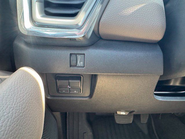 Used 2024 GMC Canyon Denali AWD/4WD image 15