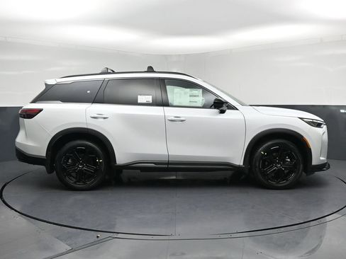 New 2026 INFINITI QX60 Sport w/ Dark Cargo Package image 31