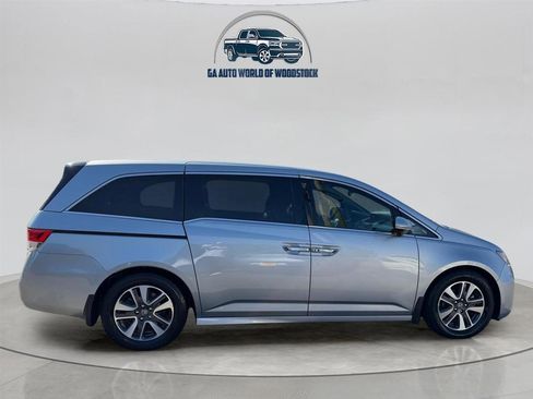 Used 2016 Honda Odyssey Touring Elite image 14