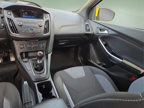 Used 2018 Ford Focus ST FWD image 12