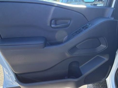 New 2026 Nissan Frontier S image 18