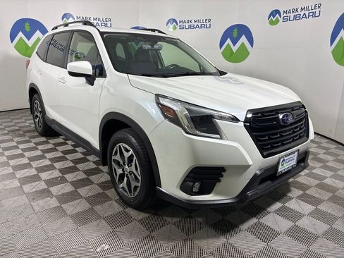 Used 2024 Subaru Forester Premium image 1