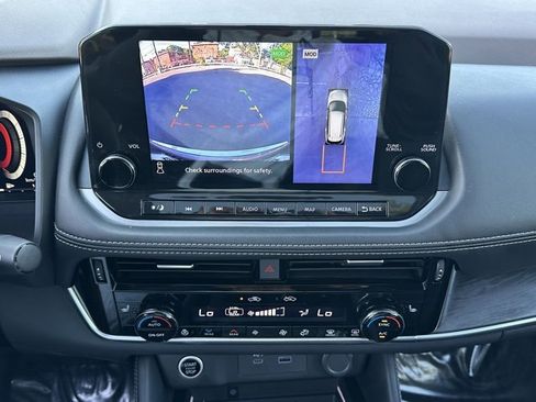 Used 2023 Nissan Rogue Platinum w/ Platinum Premium Package image 35