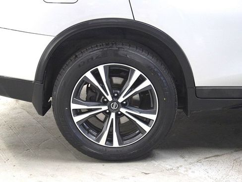 Used 2020 Nissan Rogue SV w/ Premium Package AWD/4WD image 38