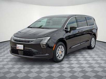 New 2027 Chrysler Pacifica Select