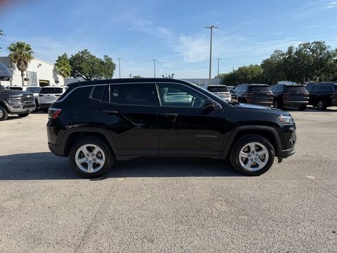 Used 2023 Jeep Compass Sport AWD/4WD image 7