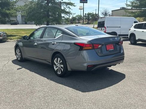 Used 2025 Nissan Altima 2.5 S FWD image 7