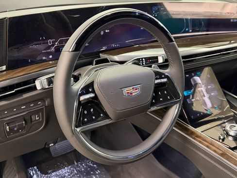 New 2026 Cadillac Escalade Platinum Sport AWD/4WD image 4