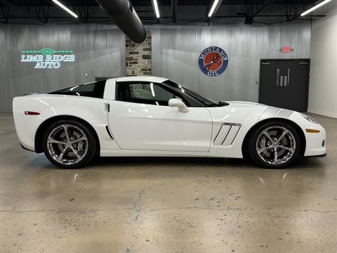 Used 2010 Chevrolet Corvette Grand Sport w/ Preferred Equipment Group RWD image 15