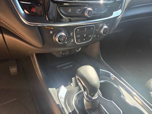 Used 2023 Chevrolet Traverse High Country AWD/4WD image 22