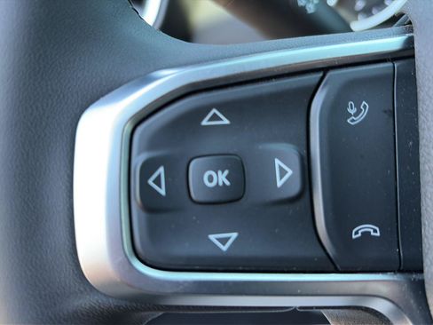 Used 2026 RAM 2500 Big Horn AWD/4WD image 16