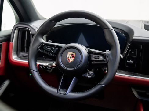 New 2026 Porsche Cayenne S AWD/4WD image 12
