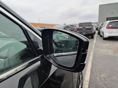 Used 2023 Acura MDX FWD w/ Technology Package image 8