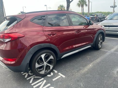 Used 2018 Hyundai Tucson Value FWD image 3