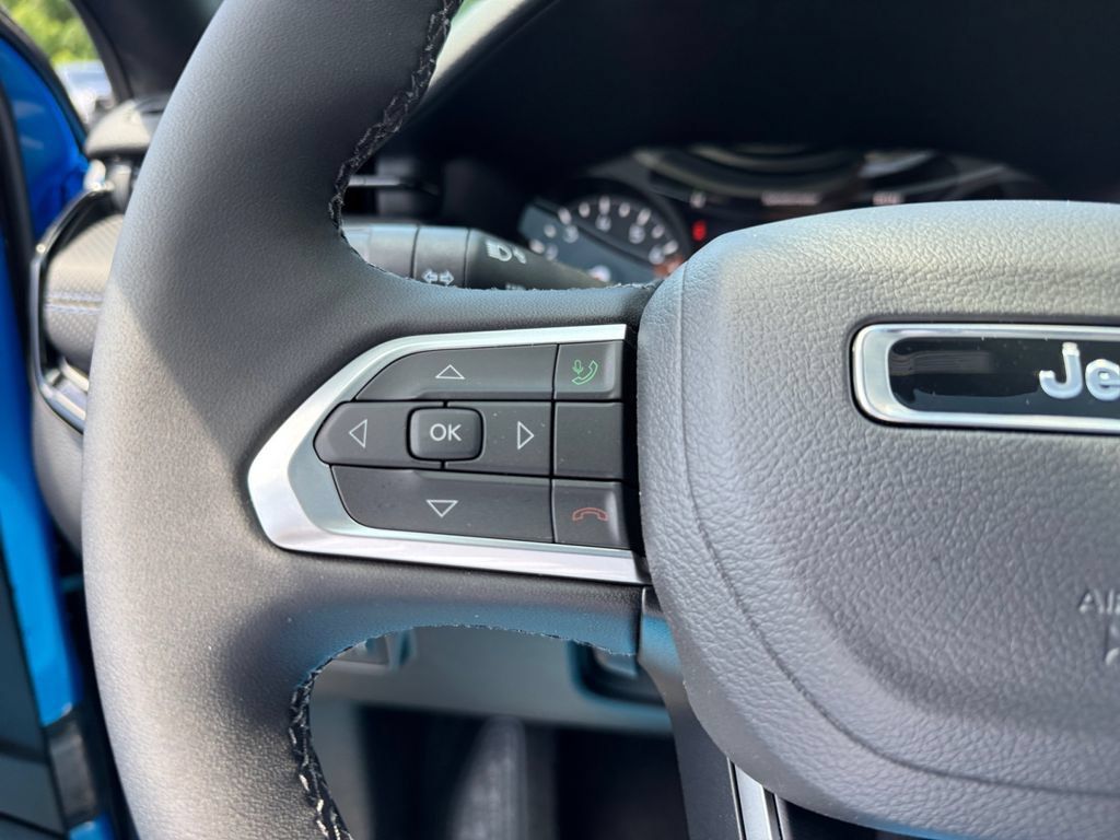 New 2025 Jeep Compass Limited w/ Sun & Sound Group AWD/4WD image 21