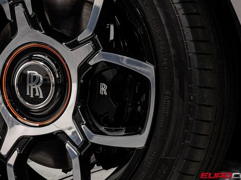 Used 2023 Rolls-Royce Cullinan image 23