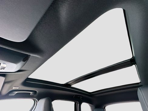 Certified 2024 BMW X1 xDrive28i w/ Convenience Package image 21